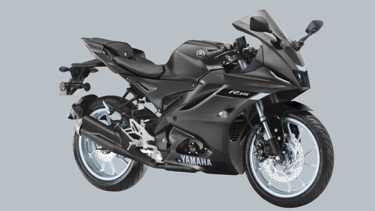 Yamaha R15 design