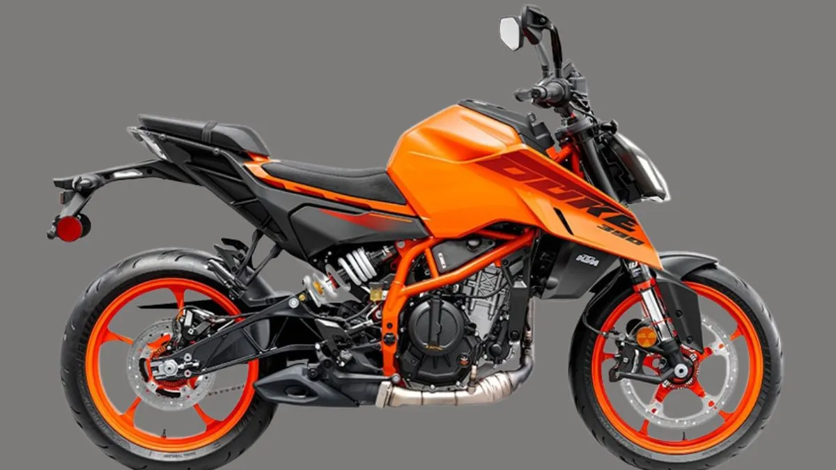 KTM Duke 390 2025 का एग्रेसिव और स्टाइलिश लुक
