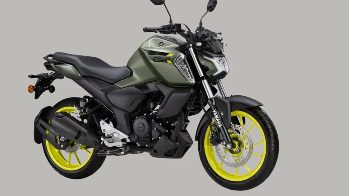 Yamaha FZ Fi V4 aggressive street fighter design