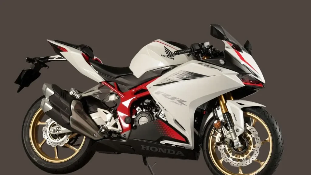 Honda CBR 250 RR TFT display console with riding modes