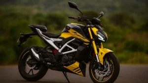 TVS Apache RTR 310 2025 front look in Sepang Blue