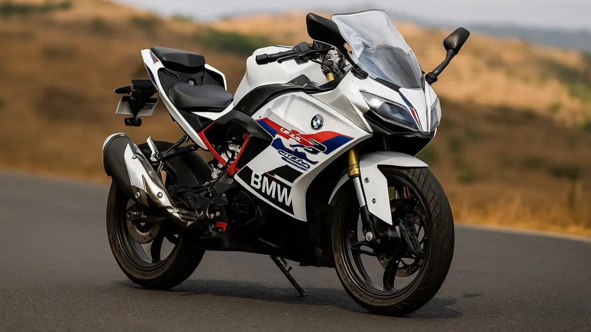 BMW G 310 RR side view with sporty design and fairing