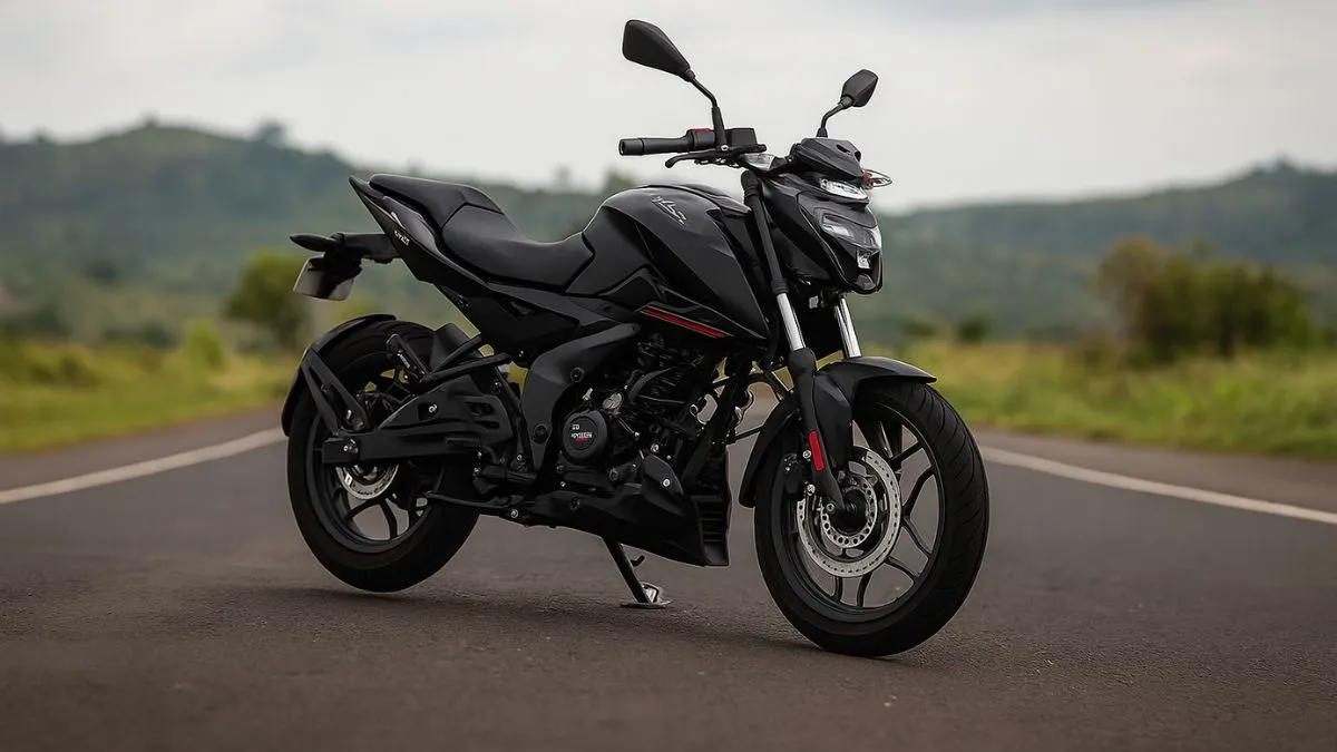 Bajaj Pulsar N160 सामने से LED हेडलैम्प