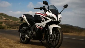 Bajaj Pulsar RS200 2025 front view with twin projector headlamps
