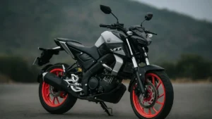 Yamaha MT-15 2025 साइड व्यू