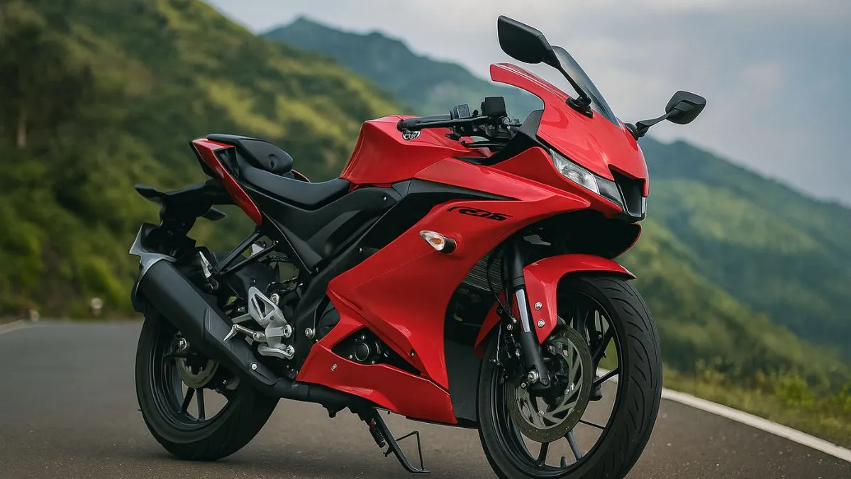 Yamaha R15 V5 expected design and color options India 2025