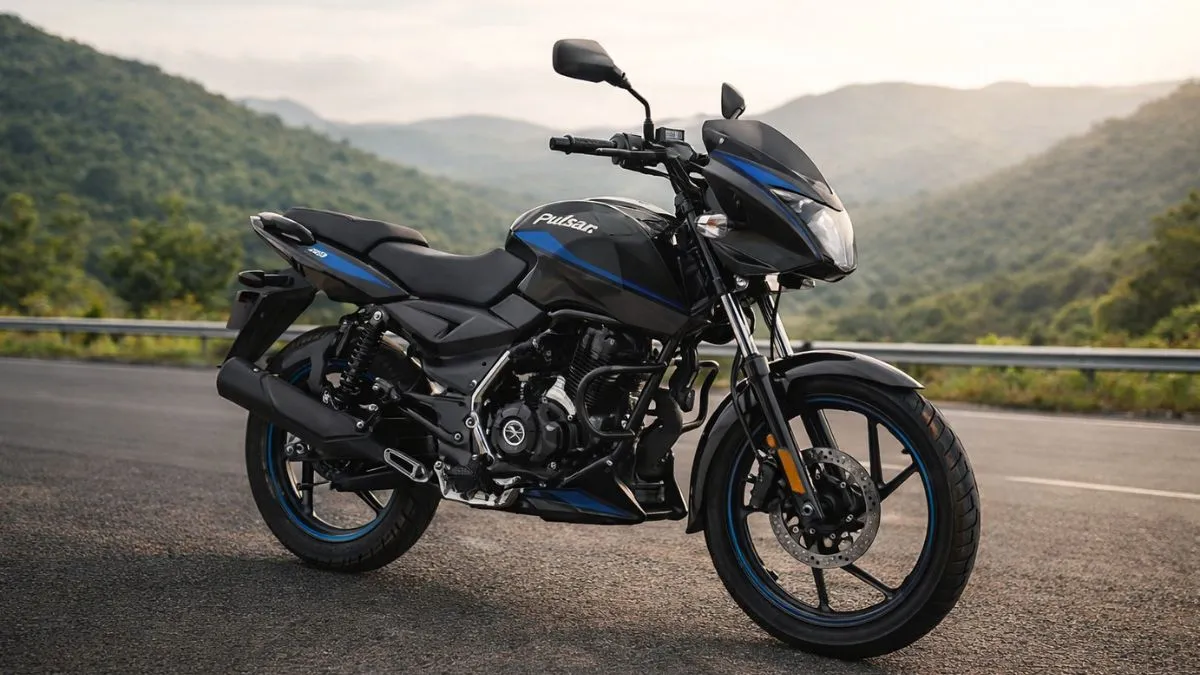 Bajaj Pulsar 125 alloy wheels and disc brake setup