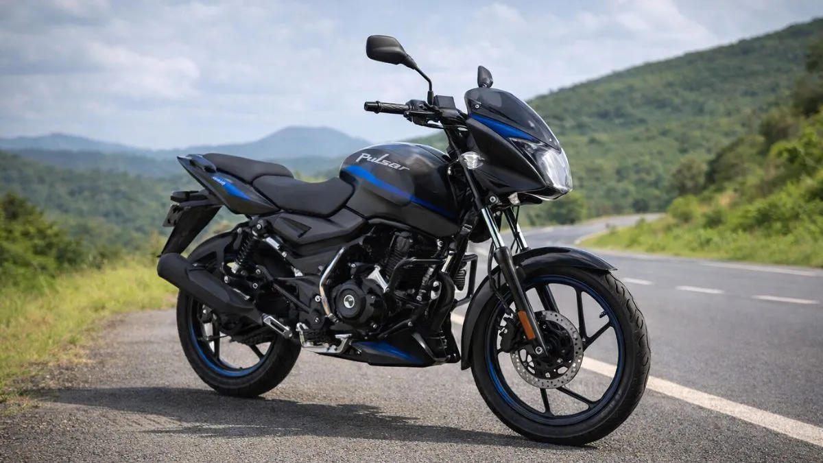 Bajaj Pulsar 125 split seat new LED headlight front look